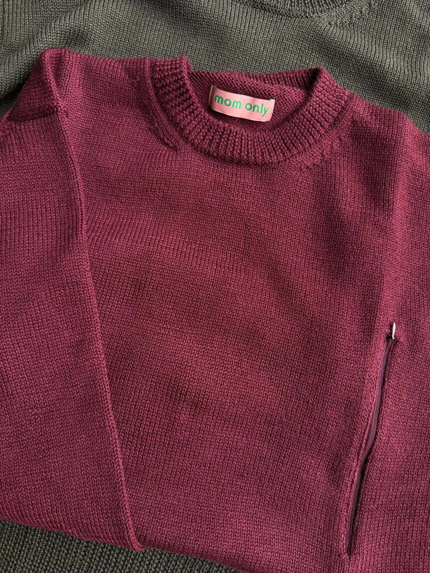 Maternity sweater Berry